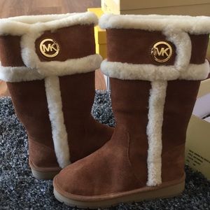 Michael Kors winter tall boot II